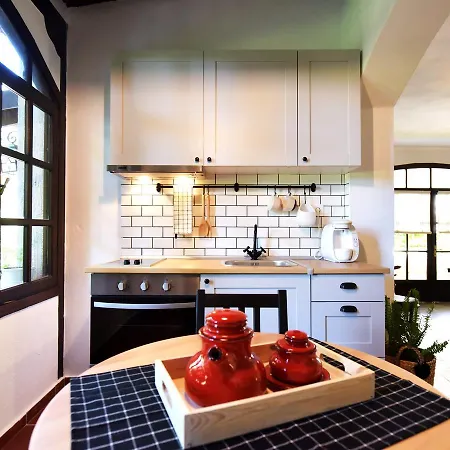 Ares Garden House - Halkidiki * Nea Moudania