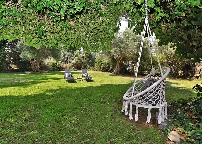 Ares Garden House - Halkidiki * 네아 모우다니아