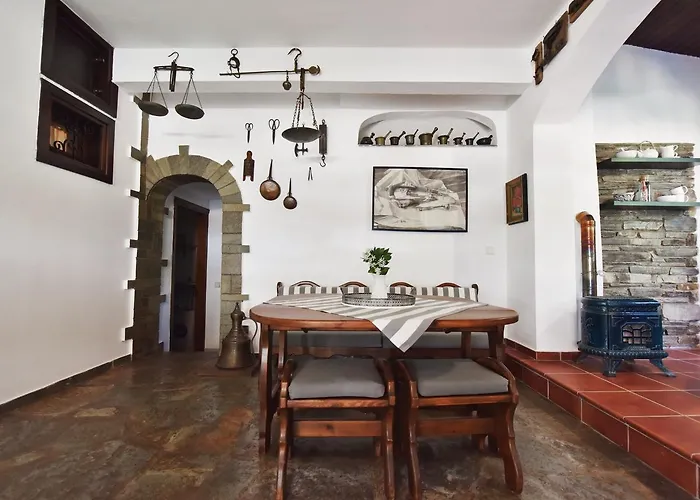 Ares Garden House - Halkidiki * 네아 모우다니아