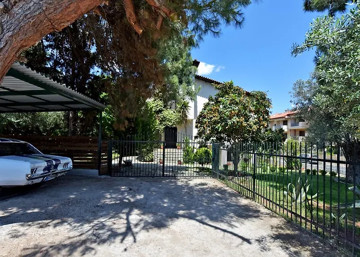 Ares Garden House - Halkidiki 네아 모우다니아