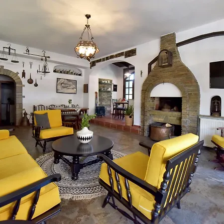 Ares Garden House - Halkidiki בית כפרי *