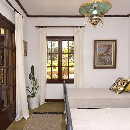 Ares Garden House - Halkidiki בית כפרי ניאה מודאניה