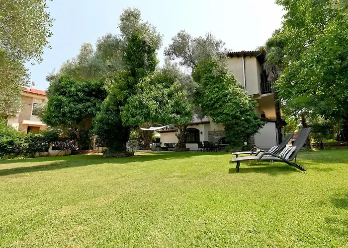 Ares Garden House - Halkidiki Landhuis Nea Moudania